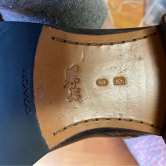 Coach boots sz 8 - Picture 3 of 4